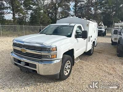 2015 Chevrolet Silverado 3500HD Work Truck Long Box Enclosed Service Truck