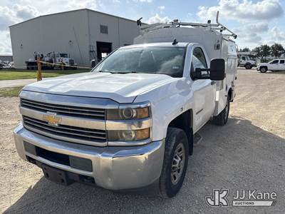2015 Chevrolet Silverado 3500HD Enclosed Service Truck