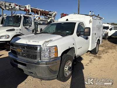 2012 Chevrolet Silverado 3500HD Enclosed Service Truck