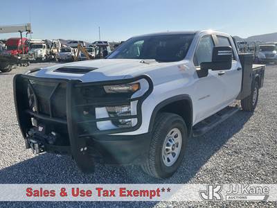 2020 Chevrolet Silverado 3500HD 4x4 Crew-Cab Flatbed/Service Truck