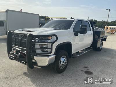 2022 Chevrolet Silverado 3500HD 4x4 Crew-Cab Flatbed/Service Truck