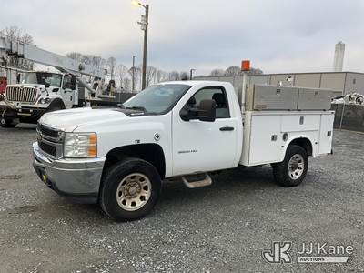 2013 Chevrolet Silverado 3500HD 4x4 Service Truck