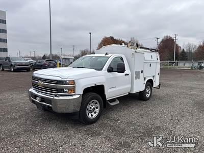 2015 Chevrolet Silverado 3500HD Enclosed Service Truck