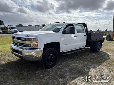 2017 Chevrolet Silverado 3500HD 4x4 Crew-Cab Flatbed/Service Truck