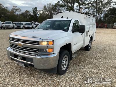 2015 Chevrolet Silverado 3500HD Enclosed Service Truck