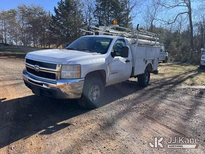 2008 Chevrolet Silverado 3500HD 4x4 Enclosed Service Truck