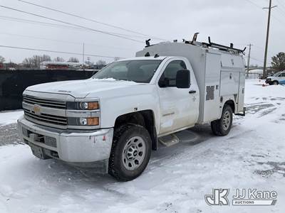 2015 Chevrolet Silverado 3500HD Enclosed Service Truck