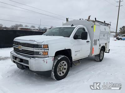 2015 Chevrolet Silverado 3500HD Enclosed Service Truck