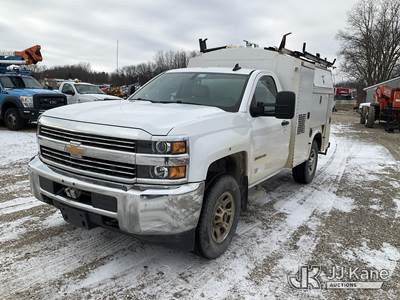 2015 Chevrolet Silverado 3500HD Enclosed Service Truck