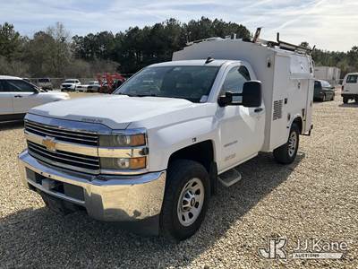 2015 Chevrolet Silverado 3500HD Enclosed Service Truck