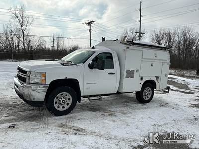 2014 Chevrolet Silverado 3500HD Enclosed Service Truck