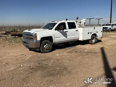 2017 Chevrolet Silverado 3500HD Service Truck