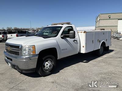 2013 Chevrolet Silverado 3500HD Enclosed Service Truck