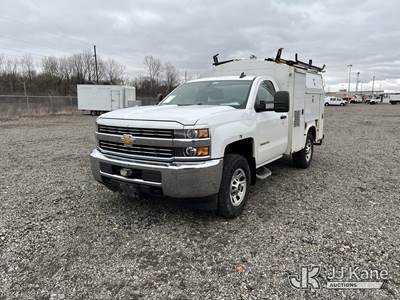 2015 Chevrolet Silverado 3500HD Enclosed Service Truck