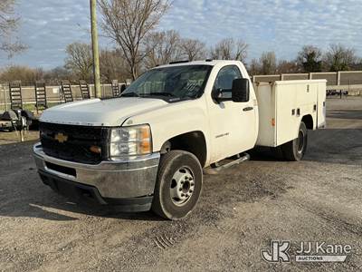 2012 Chevrolet Silverado 3500HD Service Truck
