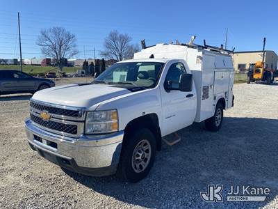 2014 Chevrolet Silverado 3500HD Enclosed Service Truck