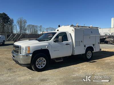 2012 Chevrolet Silverado 3500HD Enclosed Service Truck