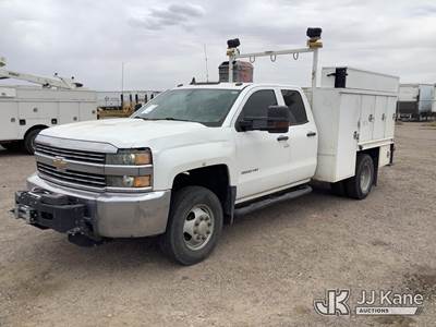 2015 Chevrolet Silverado 3500HD 4x4 Flatbed/Service Truck