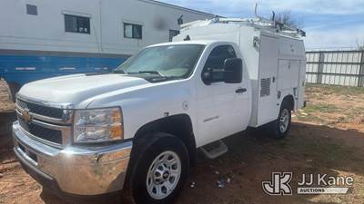 2013 Chevrolet Silverado 3500HD Enclosed Service Truck