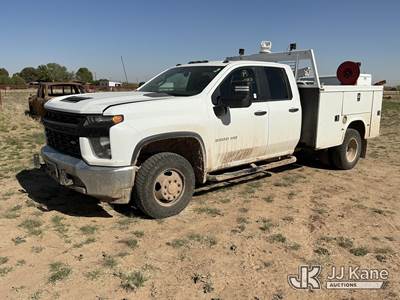 2020 Chevrolet Silverado 3500HD Extended-Cab Service Truck