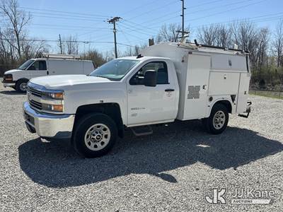 2015 Chevrolet Silverado 3500HD Enclosed Service Truck