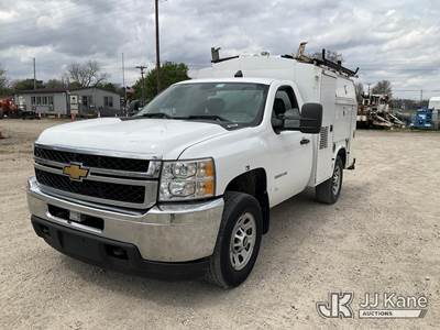 2014 Chevrolet Silverado 3500HD Work Truck Long Box 2WD Enclosed Service Truck