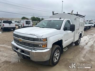 2015 Chevrolet Silverado 3500HD Enclosed Service Truck