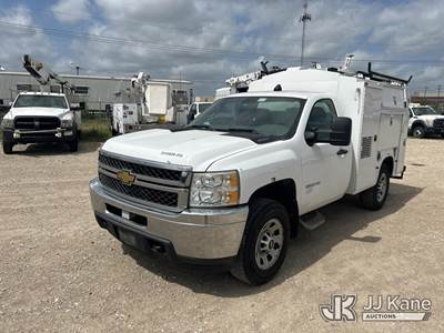 2013 Chevrolet Silverado 3500HD Enclosed Service Truck