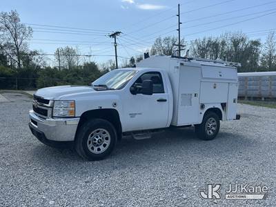 2012 Chevrolet Silverado 3500HD Enclosed Service Truck