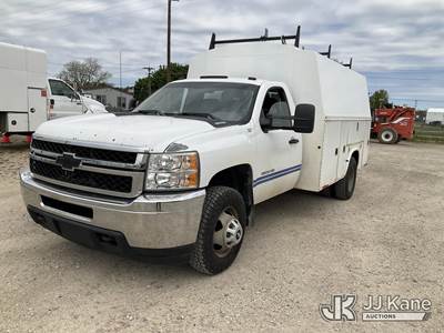 2011 Chevrolet Silverado 3500HD Enclosed High-Top Service Truck