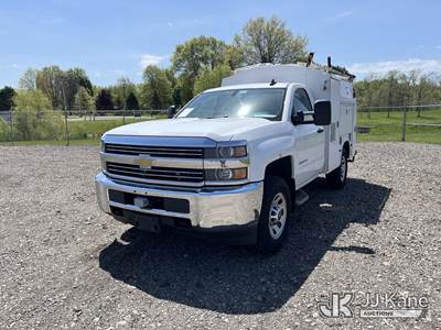 2015 Chevrolet Silverado 3500HD Enclosed Service Truck