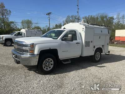 2015 Chevrolet Silverado 3500HD Enclosed Service Truck