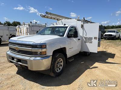 2015 Chevrolet Silverado 3500HD Enclosed Service Truck