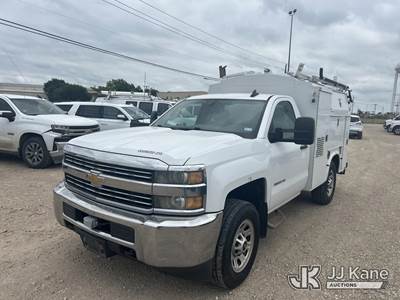 2015 Chevrolet Silverado 3500HD Enclosed Service Truck