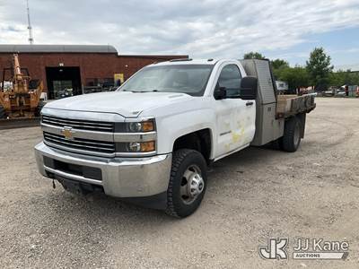 2016 Chevrolet Silverado 3500HD Flatbed/Service Truck