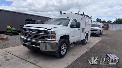 2015 Chevrolet Silverado 3500HD Enclosed Service Truck