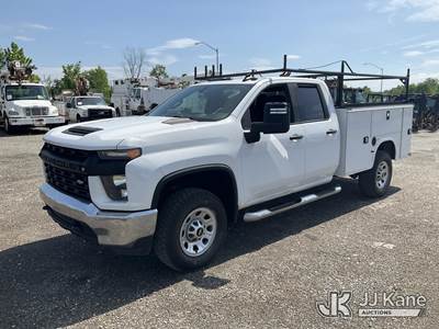 2021 Chevrolet Silverado 3500HD 4x4 Extended-Cab Service Truck