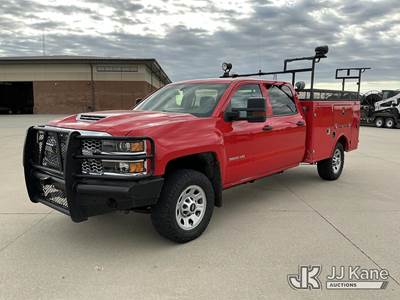 2019 Chevrolet Silverado 3500HD Crew-Cab Service Truck