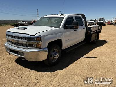 2019 Chevrolet Silverado 3500HD Crew-Cab Flatbed/Service Truck