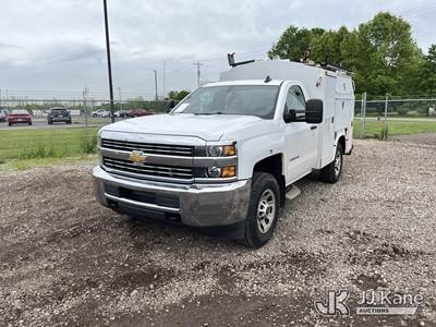 2015 Chevrolet Silverado 3500HD Enclosed Service Truck