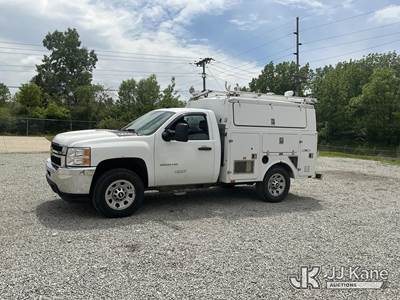 2012 Chevrolet Silverado 3500HD Work Truck Long Box Enclosed Service Truck
