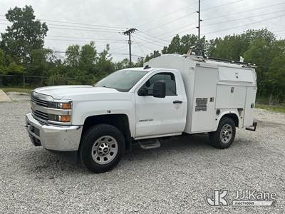 2015 Chevrolet Silverado 3500HD Work Truck Long Box Enclosed Service Truck