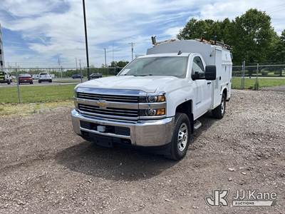 2015 Chevrolet Silverado 3500HD Enclosed Service Truck