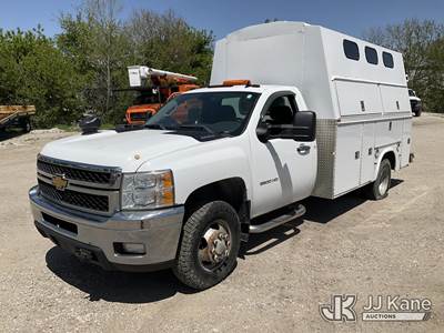 2012 Chevrolet Silverado 3500HD 4x4 Enclosed Service Truck