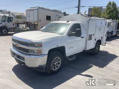 2015 Chevrolet Silverado 3500HD Work Truck Long Box Enclosed Service Truck