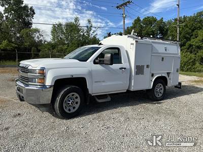 2015 Chevrolet Silverado 3500HD Enclosed Service Truck