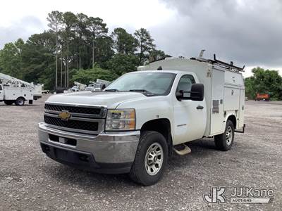 2013 Chevrolet Silverado 3500HD Enclosed Service Truck