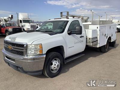 2013 Chevrolet Silverado 3500HD Enclosed Service Truck