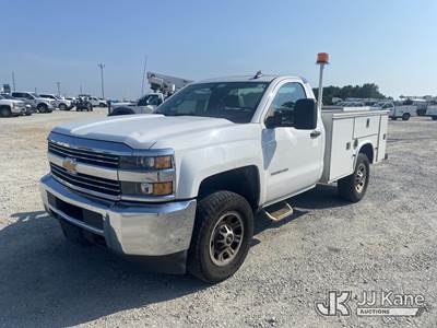 2016 Chevrolet Silverado 3500HD Enclosed Service Truck