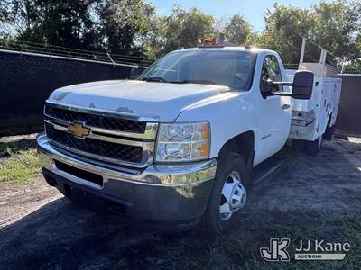 2013 Chevrolet Silverado 3500HD Enclosed Service Truck